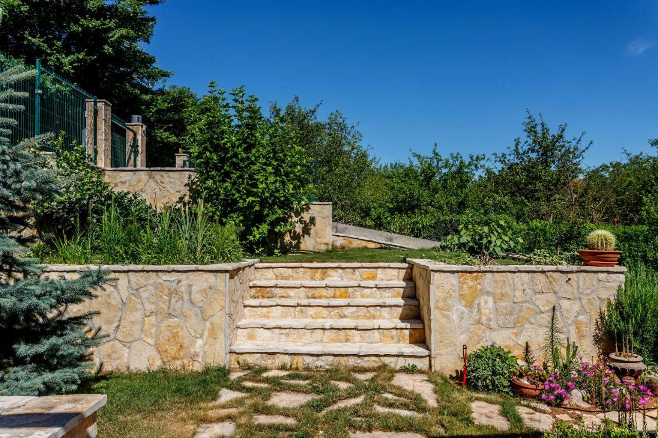 Luxury Villa Nadalina-Dicmo Dugopolje Εξωτερικό φωτογραφία